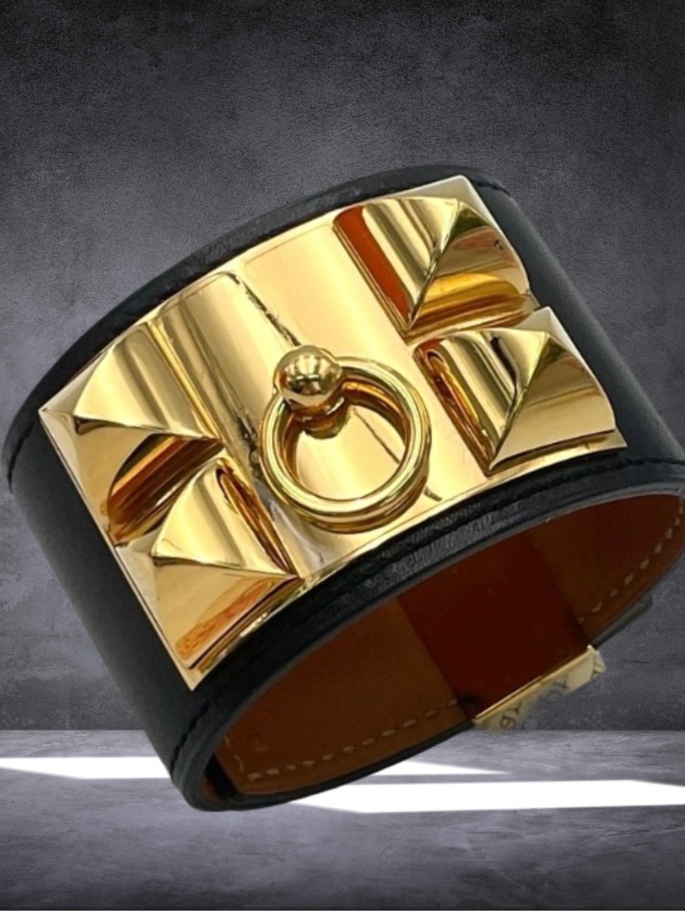 Hermès Collier de Chien Gold Hardware Wide Leather Cuff - Black/Gold - Picture 16 of 16